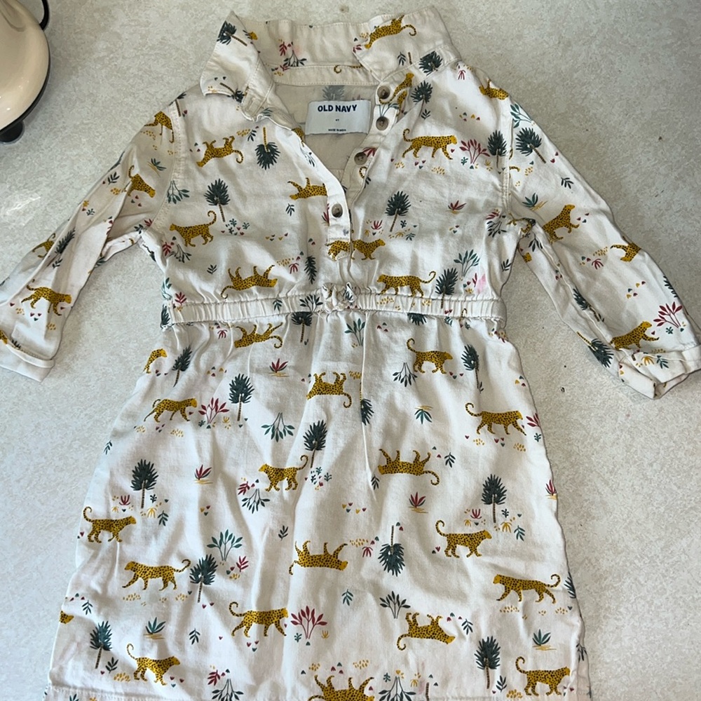 ♥️ OLD NAVY 4T Dress with Animals
